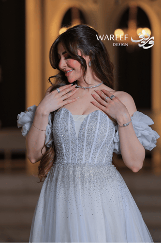 فستان سهرة سماوي ناعم أوف شولدر مع أكمام منفوشة مز...