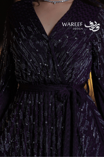 فستان سهرة بنفسجي طويل تطريز خرز فضي أكمام طويلة ح...