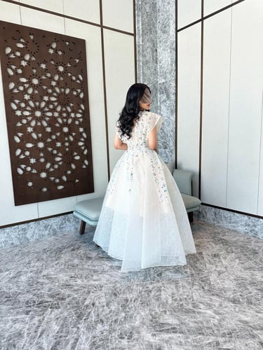 فستان سهرة كلوش بتطريز راقي