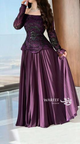 فستان سهرة أوف شولدر بأكمام طويلة وكورسيه مطرز