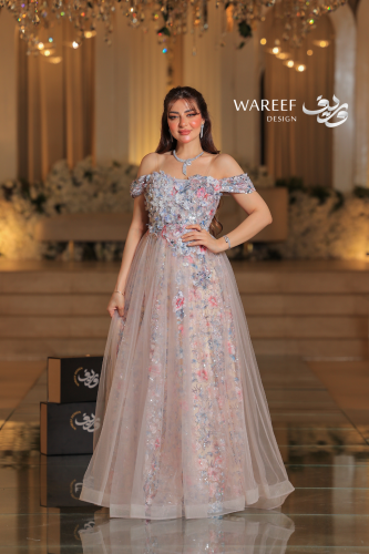 فستان سهره اوف شولدر بتطريز الورود