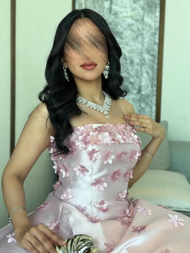 فستان سهرة توب يكادو بتطريز ورد ولولو