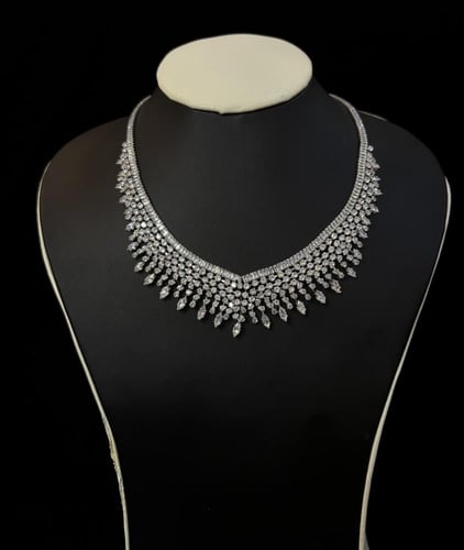 طقم وريف شموخ التاج