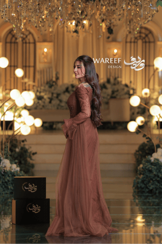 فستان سهرة بني موكا بتول ناعم وتطريز أنيق