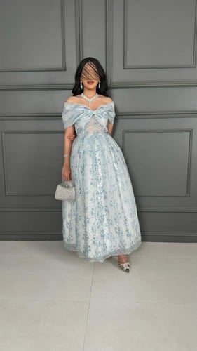 فستان سهرة مميز بتصميم أنيق