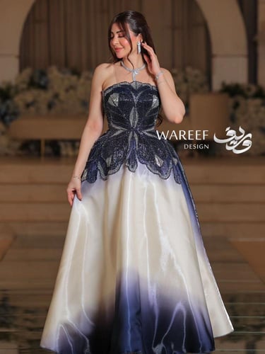 فستان سهره باللون الكحلي والابيض