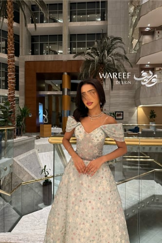 فستان سماوي أوف شولدر بتطريز شك مورد تصميم A-Line