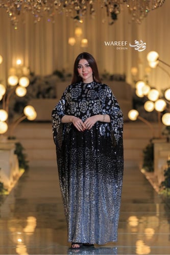 جلابية ترتر بنقوش زهرية