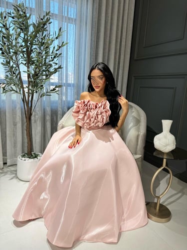 فستان سهرة قصير ميكادو فرنسي