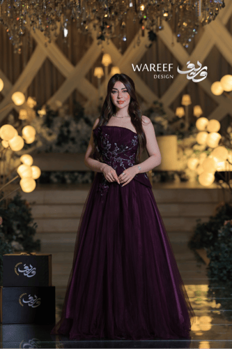 فستان سهرة ملكي بتفاصيل تطريز فاخر وقماش تول أنيق