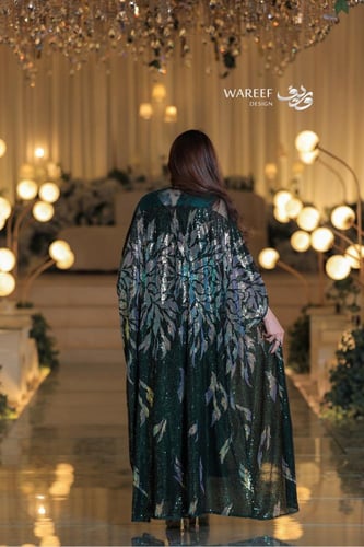 جلابية مع كاب مطرز