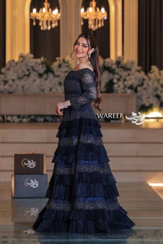 فستان سهره كحلي مميز طبقات