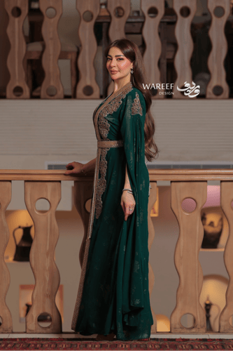 جلابية خضراء ناعمة قطعتين من قماش الشيفون تطريز ذه...