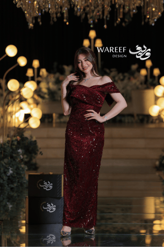 فستان سهرة عودي طويل بتطريز لامع ولمسة أوف شولدر أ...