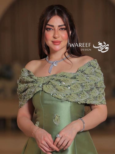 فستان سهره اوف شولدر باللون الاخضر الزيتوني