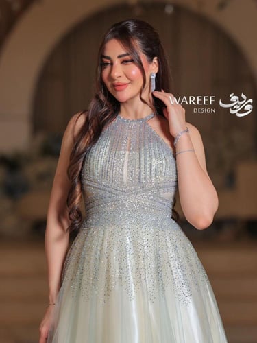 فستان سهره تل مزين بالفصوص