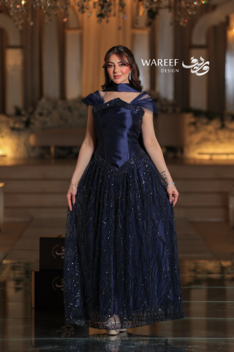 فستان سهرة كحلي طويل من التل بتصميم A-Line أوف شول...