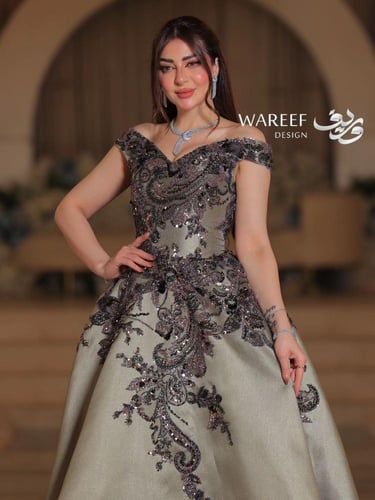 فستان سهره اوف شولدر باللون الزيتي