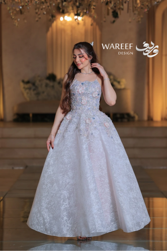 فستان سكري اسهرة منفوش مطرز بتفاصيل زهرية رقيقة وح...