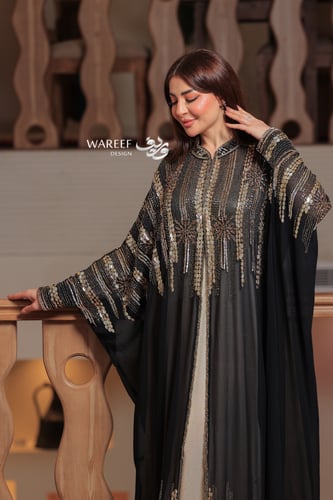 جلابية سوداء فاخرة قطعتين من الشيفون والساتان بتطر...