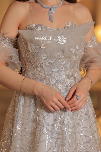 فستان سهره بيج وباكمام مميزه