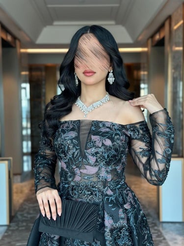 فستان سهرة بتطريز راقي