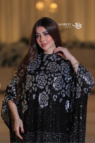 جلابية ترتر بنقوش زهرية