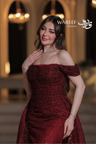 فستان سهرة عنابي طويل قصة أوف شولدر أكتاف مكشوفة ت...