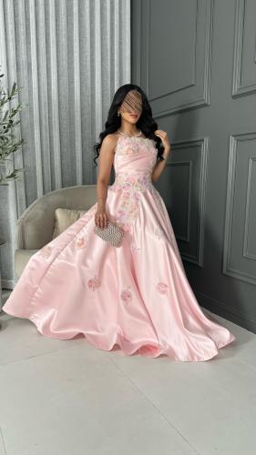 فستان توب ميكادو وردي بتفاصيل أزهار