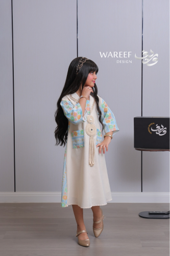 جلابية بناتي بنقوش ناعمة وتفاصيل يدوية