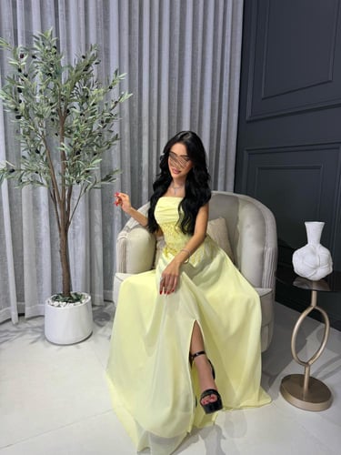 فستان سهرة ناعم شيفون بتطريز راقي