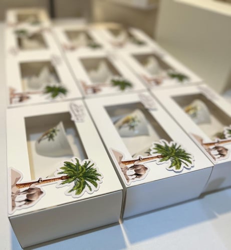 6 مجموعات من فناجين القهوة /تخصيص شعار