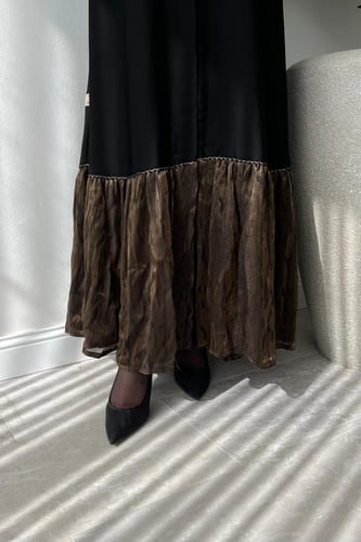 عباية نص كلوش كريب مع شيفون ذهبي معتق