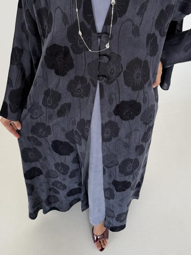 عباية ربع كلوش حرير مغسول تركي و شمواه + فستان ازر...