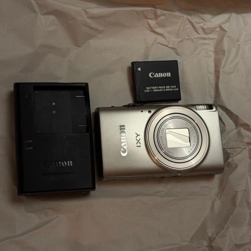 Canon IXY 650 - Silver
