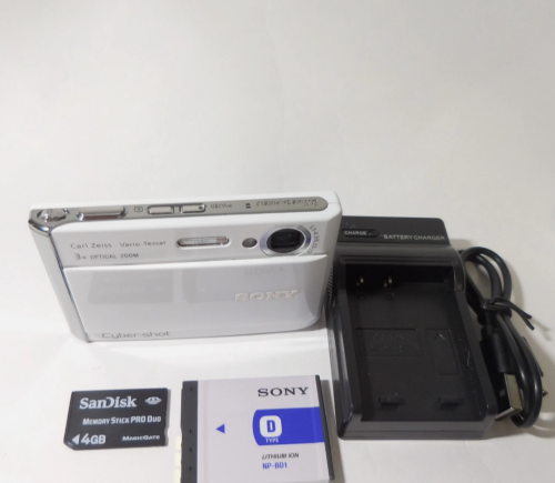 SONY Cyber-shot DSC-T70 White