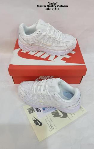 سنيكرز Nike - ابيض