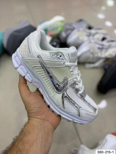 سنيكرز Nike - ابيض - سلفر
