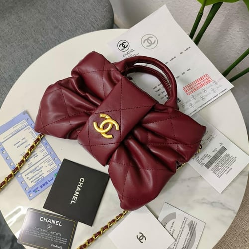 شنطة شانيل فيونكة فخمة لون عنابي ❤️✨