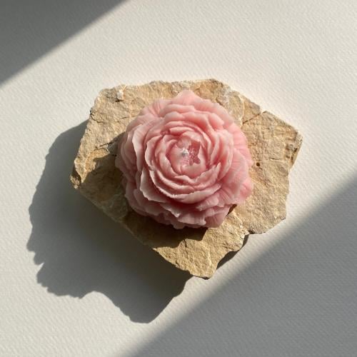 Waxed Blossom - Small Flower - شموع يدوية علي شكل...