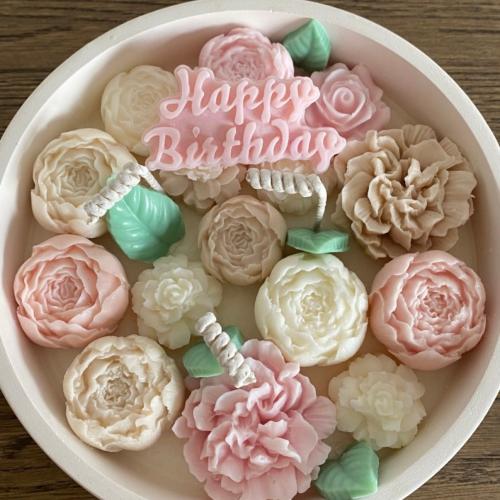 Floral Bliss - Large Circle - شموع يدوية دائرية كب...