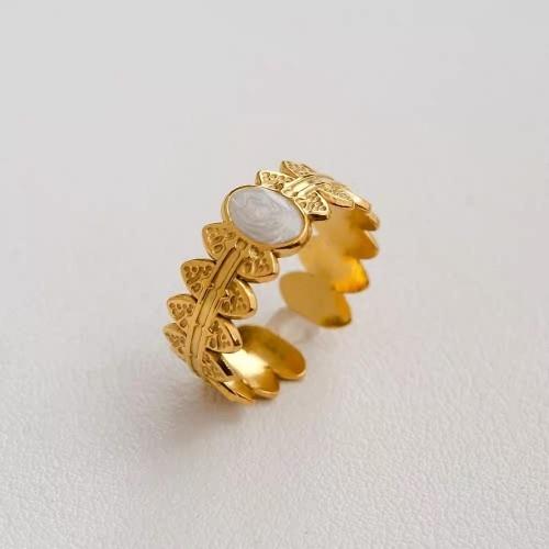 WOMEN RING
