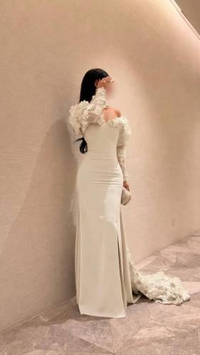 Soft dress with flowers