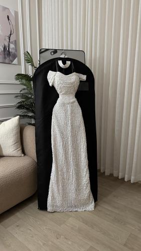 Shimmering sequined dress