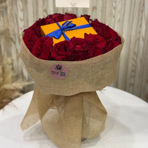 بوكيه ورد مع سواره لويس فيتون ماستر كواليتي