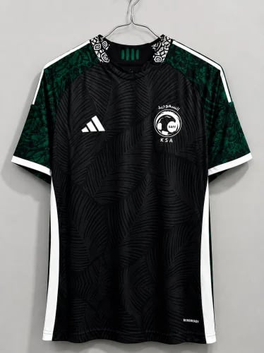 تيشيرت المنتخب السعودي الاسود نسخة كأس العالم 2026