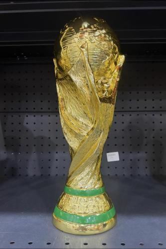 مجسم كأس العالم المقاس الكبير