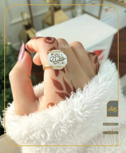 خاتم نسائي ملكي يعكس إطلالتك المشرقة -احجار سداسي