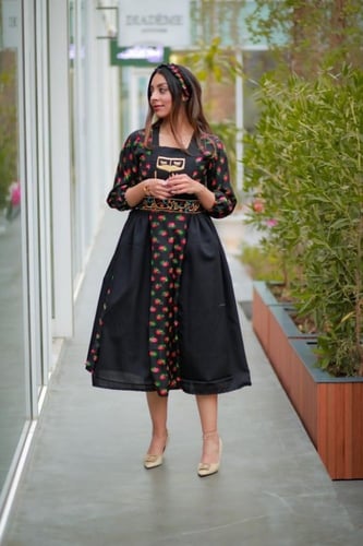 فستان شالكي بالاسم جديد لون اسود