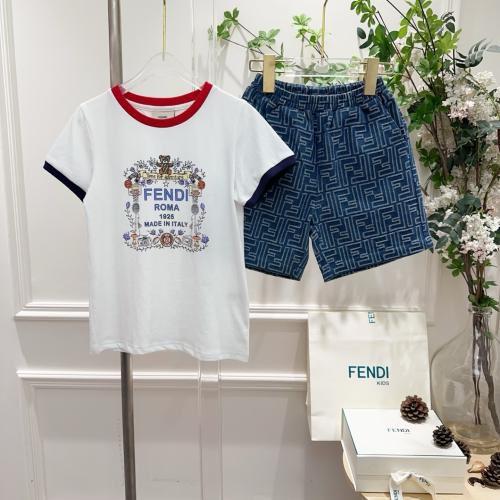 طقم أطفال صيفي كاجوال بطبعة كلاسيكية